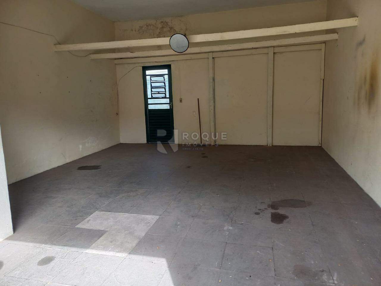 Salão à venda no bairro Jardim Cavinato: