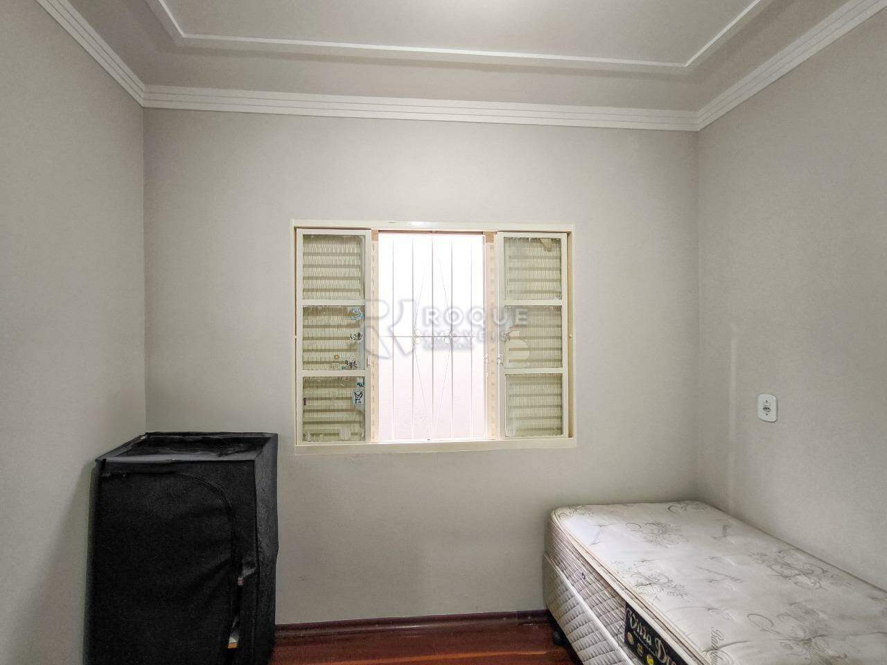 Casa com salão à venda no bairro Jardim Alvorada: DORMITÓRIO 2