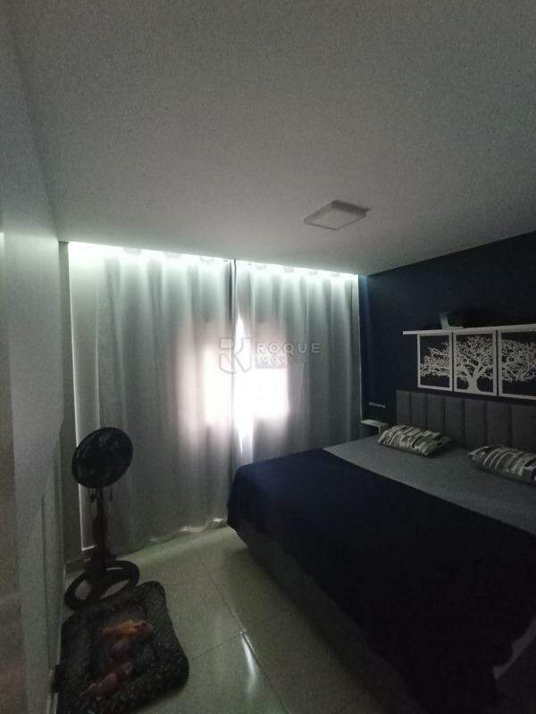 Apartamento à venda no bairro Chácaras Antonieta: 