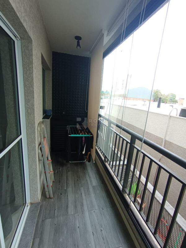 Apartamento à venda no bairro Chácaras Antonieta: 