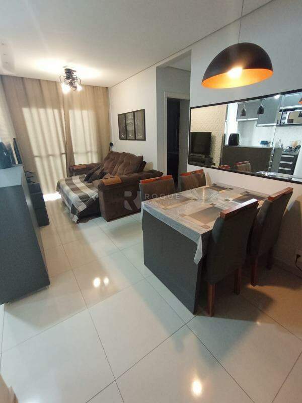 Apartamento à venda no bairro Chácaras Antonieta: 