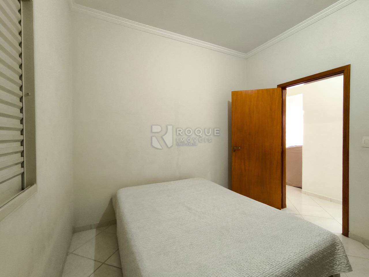 Casa Residencial à venda no bairro Centro: DORMITÓRIO 1