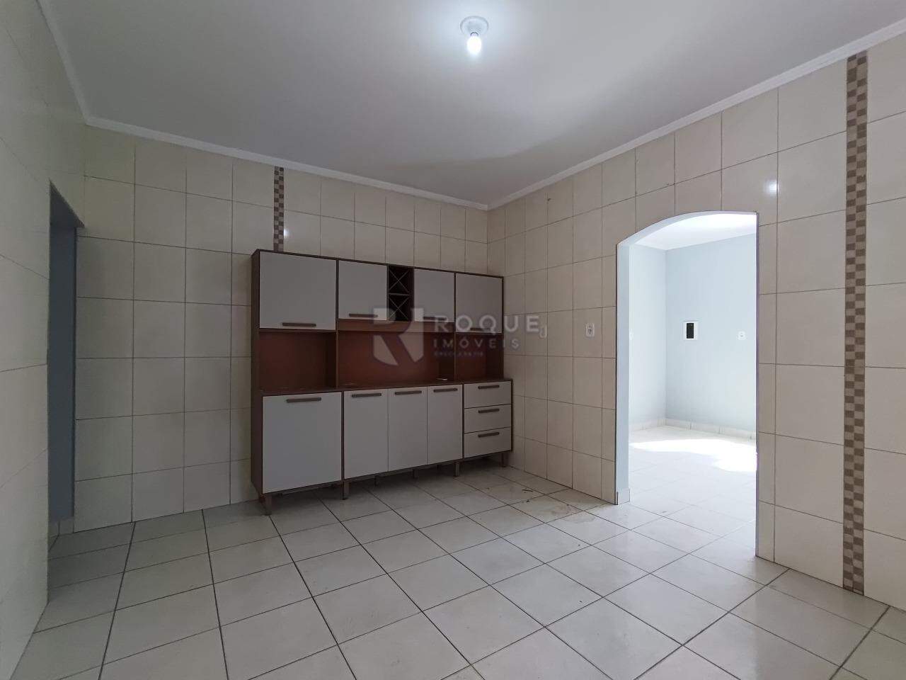 Casa Residencial para aluguel no bairro Jardim Residencial Vitória: Cozinha 