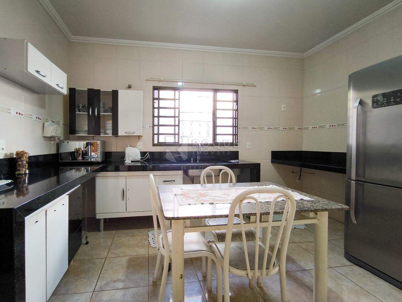 Casa Residencial à venda no bairro Jardim Manacá: COZINHA