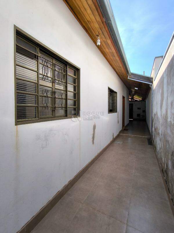 Casa Residencial à venda no bairro Jardim Manacá: LATERAL EXTERNA