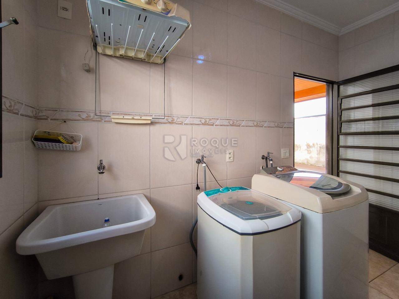 Casa Residencial à venda no bairro Jardim Manacá: LAVANDERIA