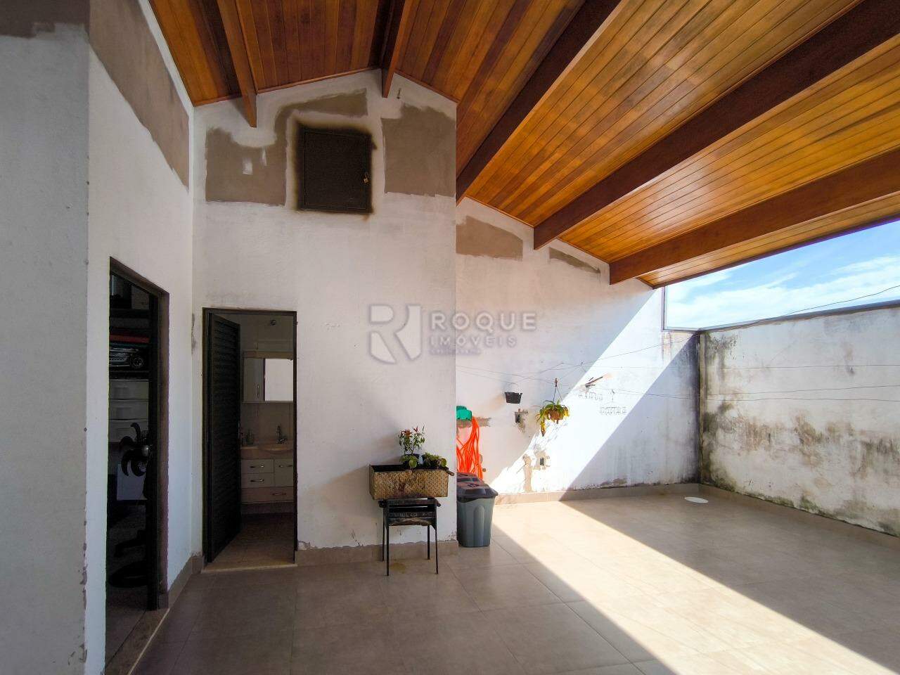 Casa Residencial à venda no bairro Jardim Manacá: QUINTAL