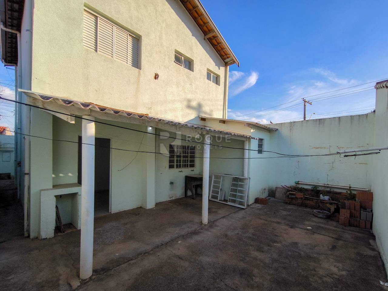 Casa Residencial à venda no bairro Parque Residencial Abílio Pedro: FUNDOS