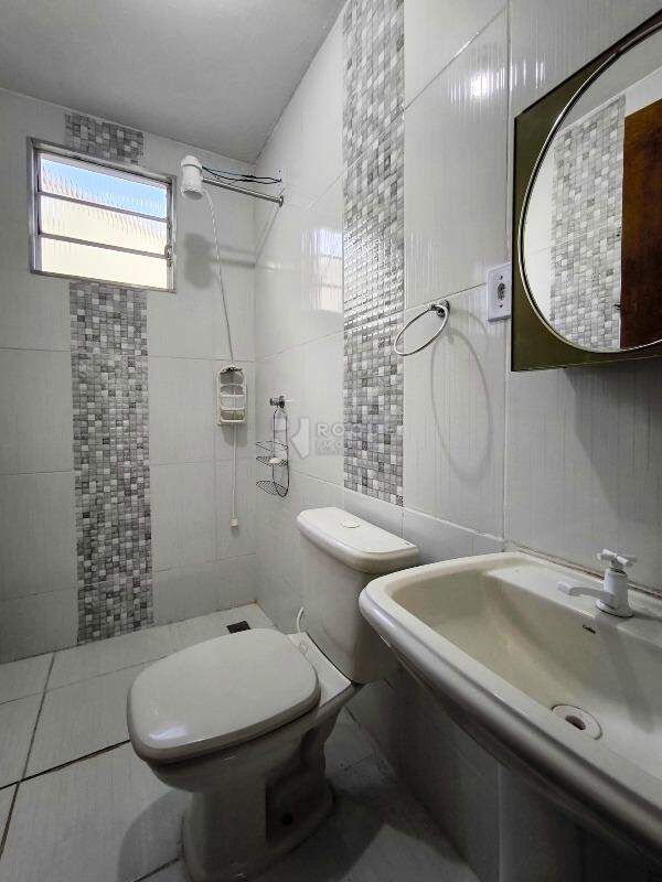 Casa Residencial à venda no bairro Parque Residencial Abílio Pedro: BANHEIRO SOCIAL