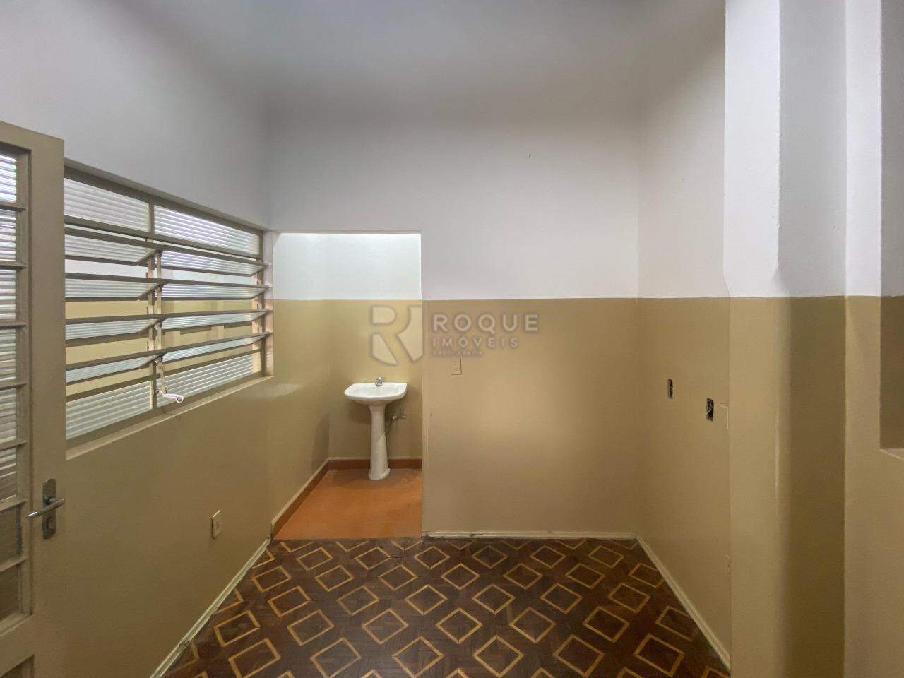 Barracão/Galpão para aluguel no bairro Jardim Orestes Veroni: Escritório