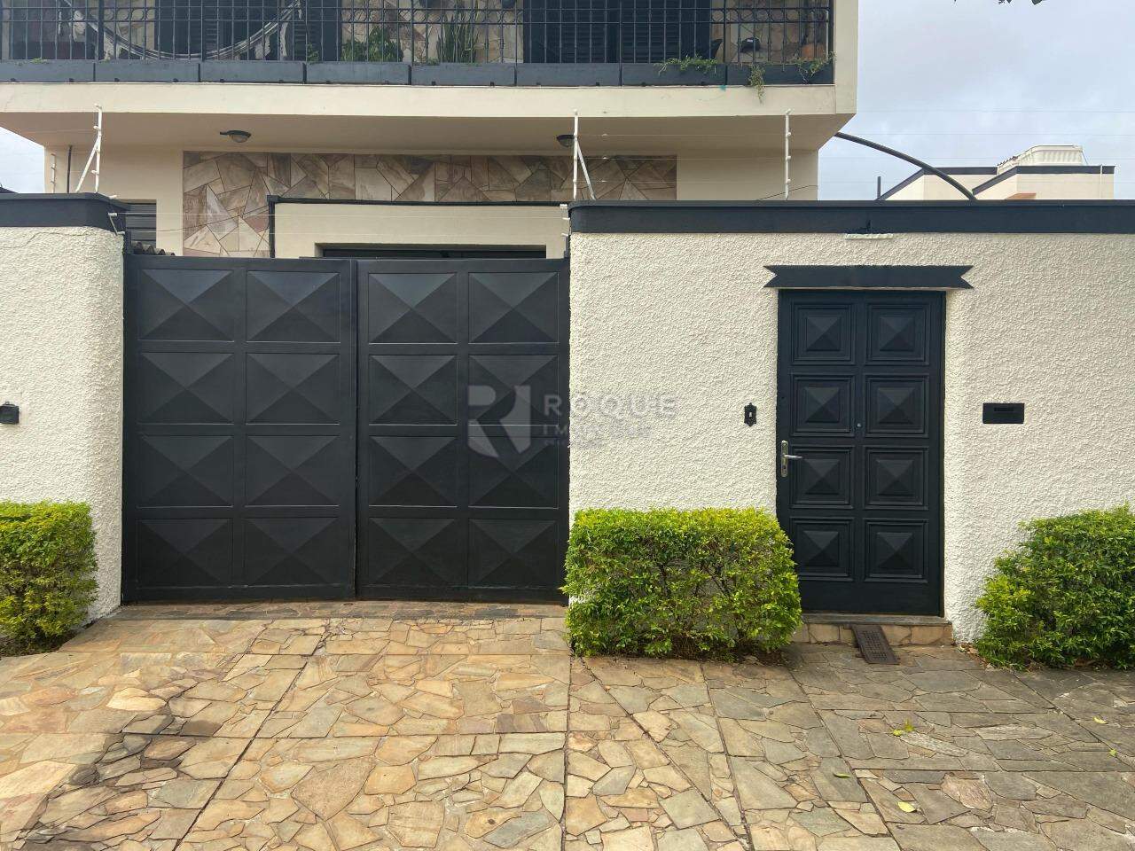 Barracão/Galpão para aluguel no bairro Jardim Orestes Veroni: Fachada