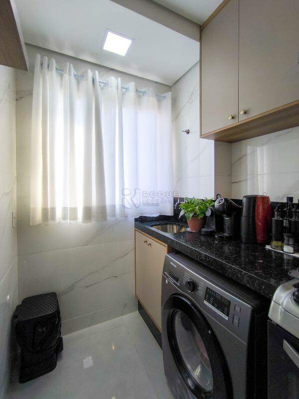 Apartamento à venda no bairro Parque Hippolyto: LAVANDERIA