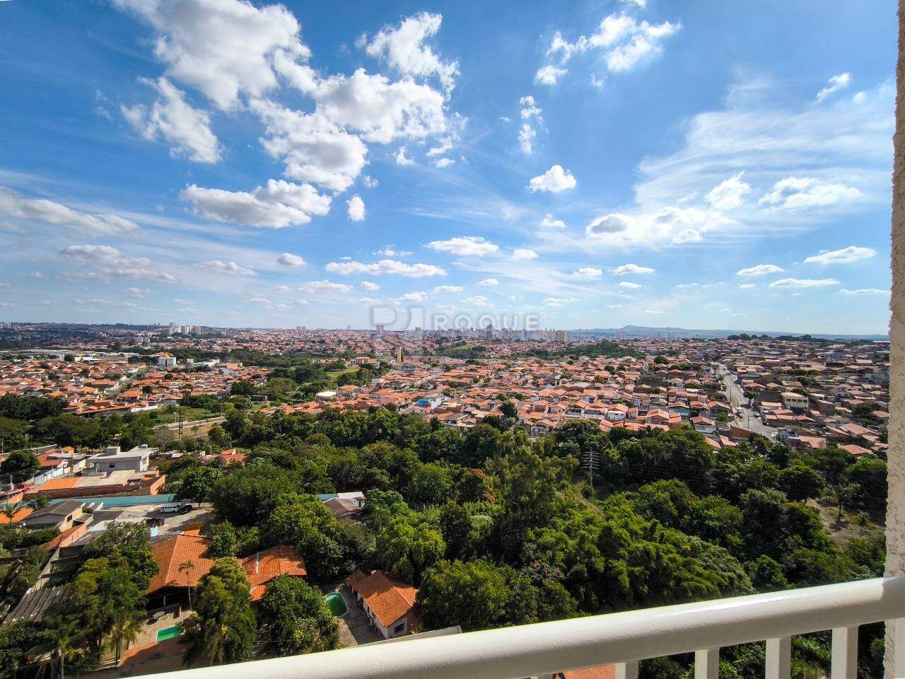 Apartamento à venda no bairro Parque Hippolyto: VISTA PARCIAL