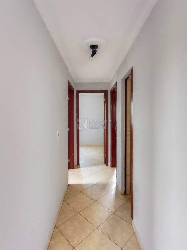 Apartamento para aluguel no bairro Itaipu: Hall