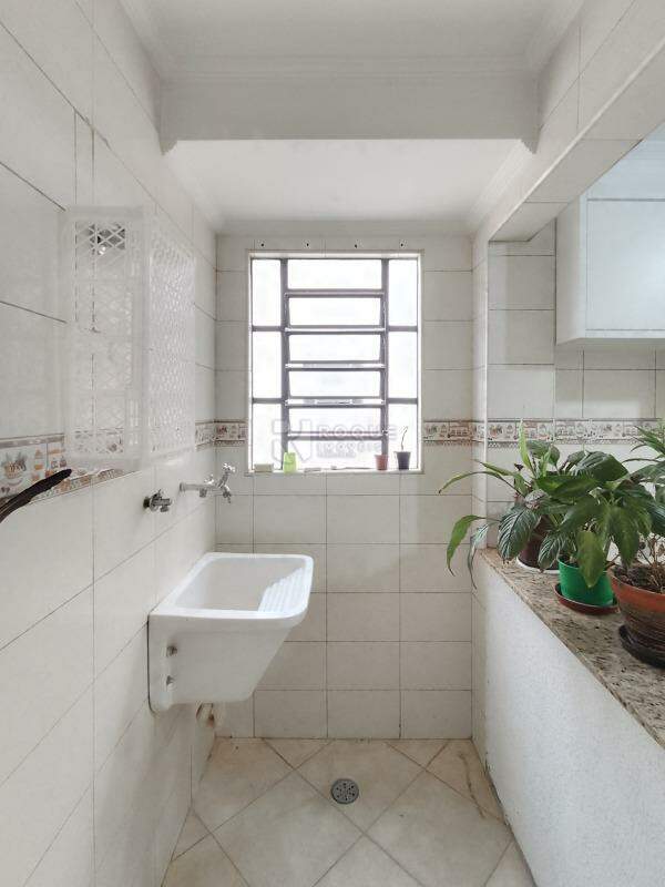 Apartamento para aluguel no bairro Itaipu: Área de serviço