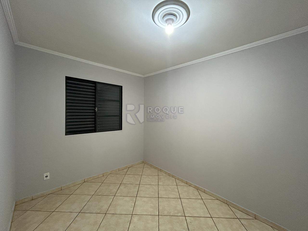 Apartamento para aluguel no bairro Itaipu: Dormitório 3
