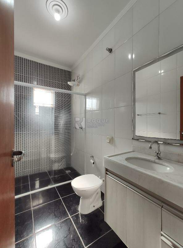 Casa Residencial para aluguel no bairro Jardim Campo Belo: WC social 