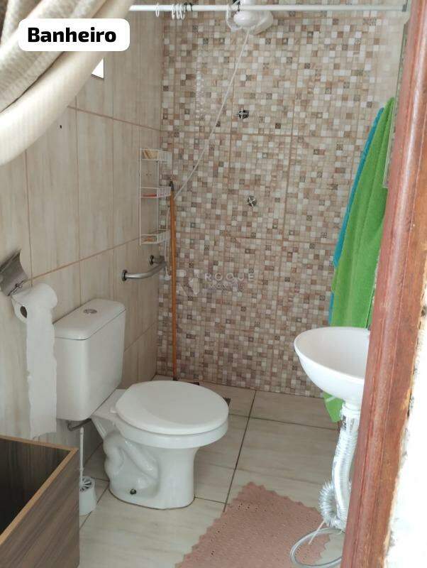 Casa Residencial à venda no bairro Monte Carlo: 