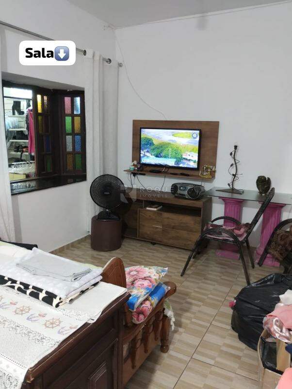 Casa Residencial à venda no bairro Monte Carlo: 