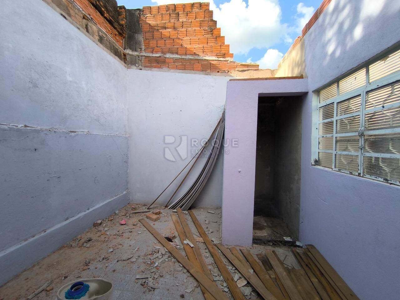 Casa Residencial à venda no bairro Centro: SUÍTE EXTERNA