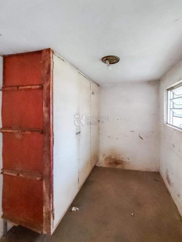 Casa Residencial para aluguel no bairro Vila Esteves: Despensa