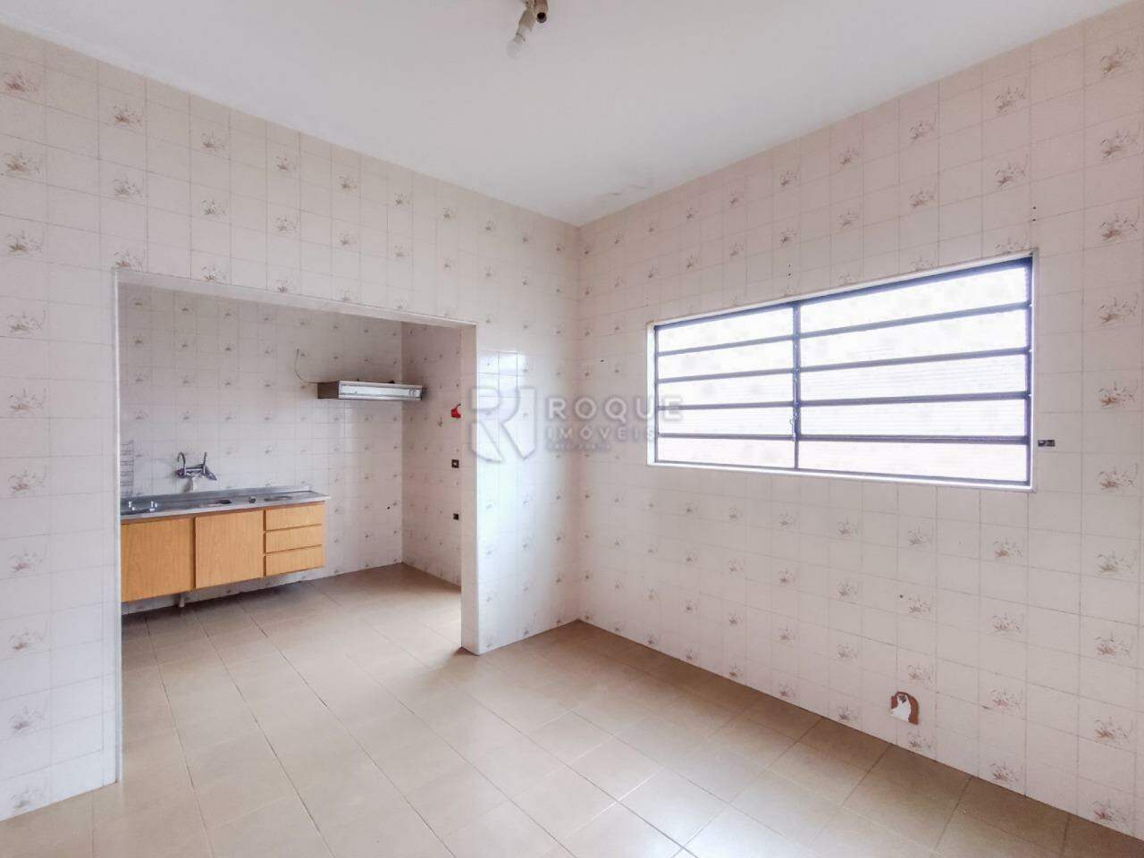Casa Residencial para aluguel no bairro Vila Esteves: Sala de Jantar