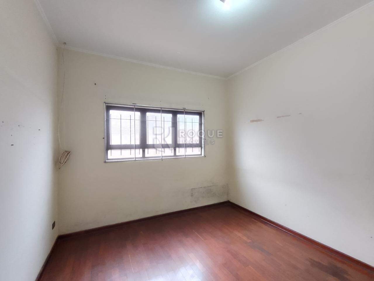 Casa Residencial para aluguel no bairro Vila Esteves: Sala