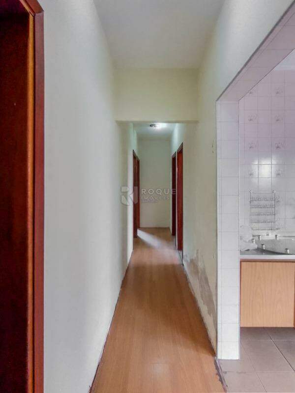 Casa Residencial para aluguel no bairro Vila Esteves: Hall