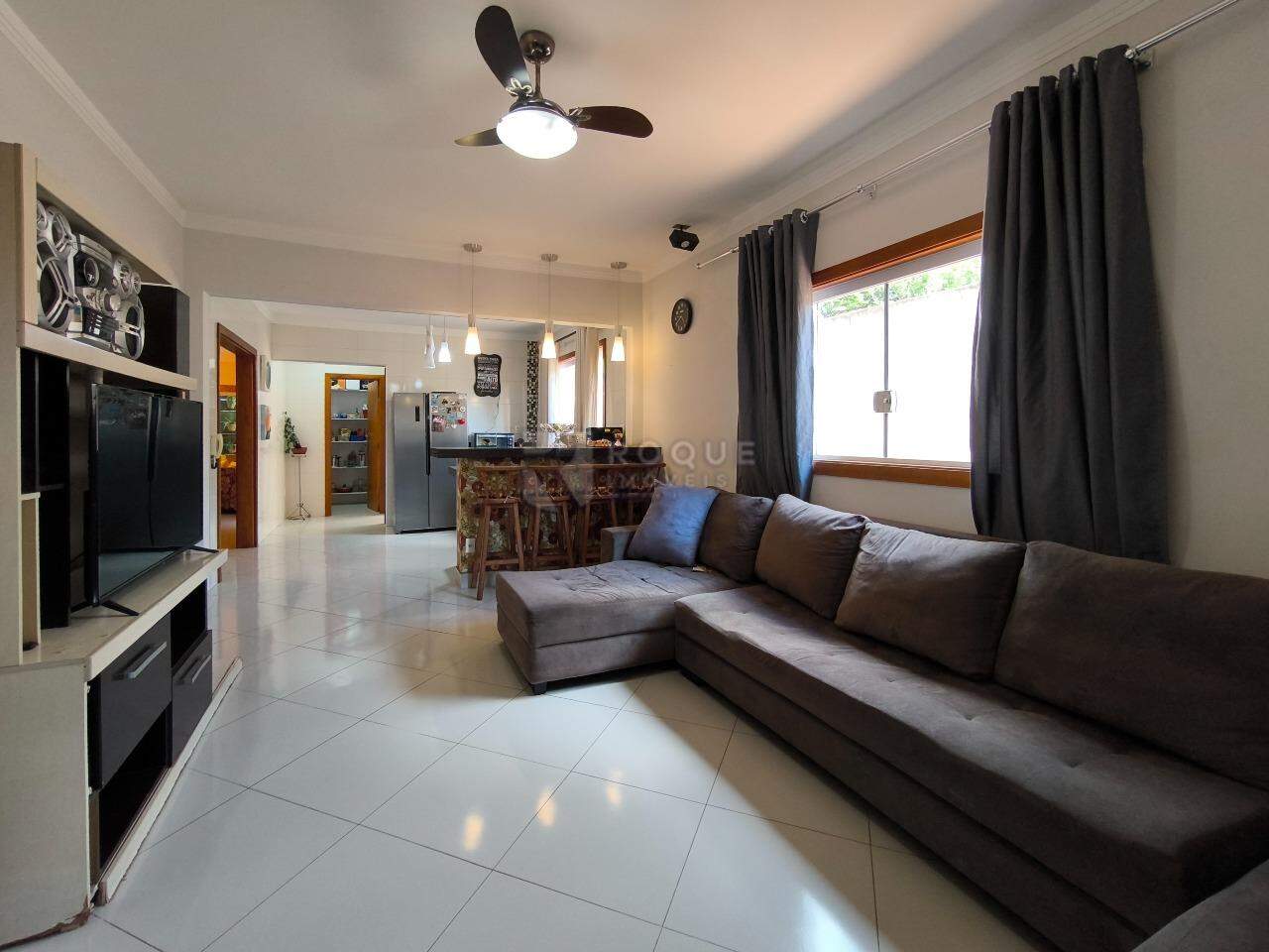 Chácara à venda no bairro Estancia das flores: SALA DE TV