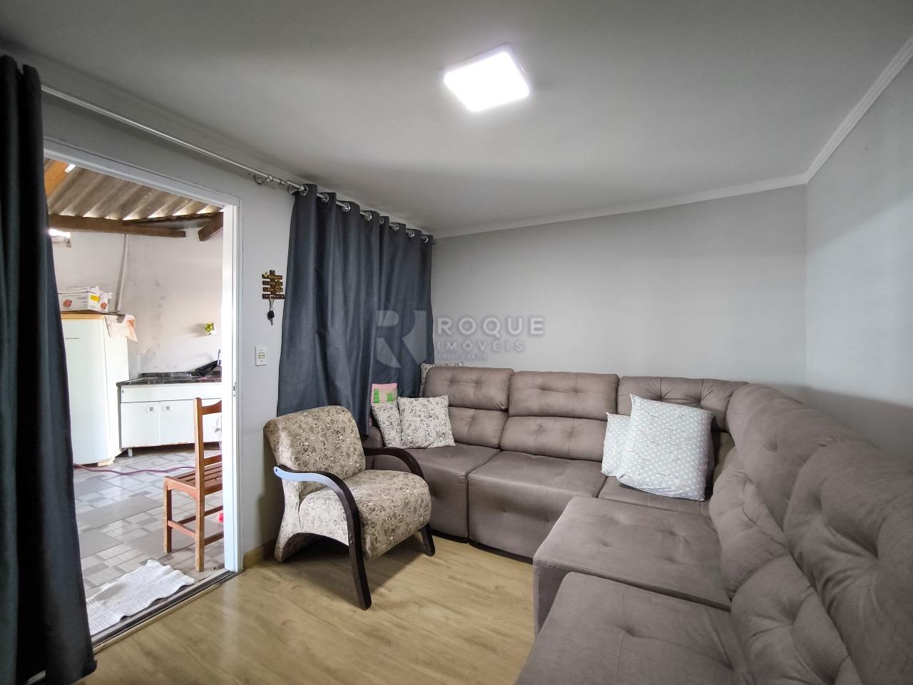 Casa Residencial à venda no bairro Conjunto Habitacional Victor D’Andrea: SALA DE ESTAR