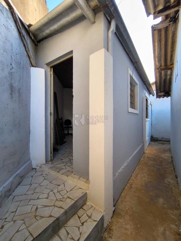 Casa Residencial à venda no bairro Conjunto Habitacional Victor D’Andrea: EDÍCULA