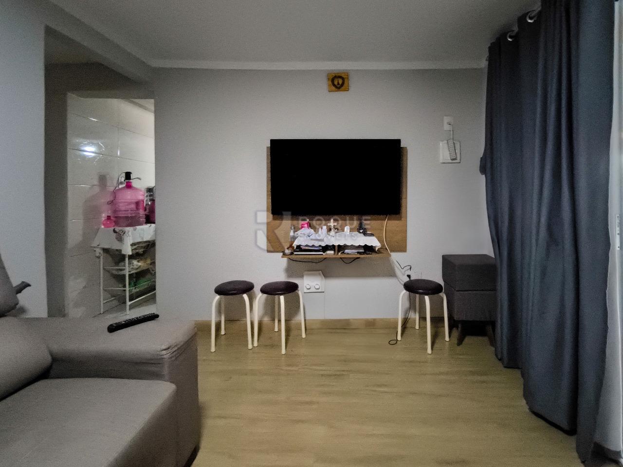 Casa Residencial à venda no bairro Conjunto Habitacional Victor D’Andrea: SALA DE ESTAR