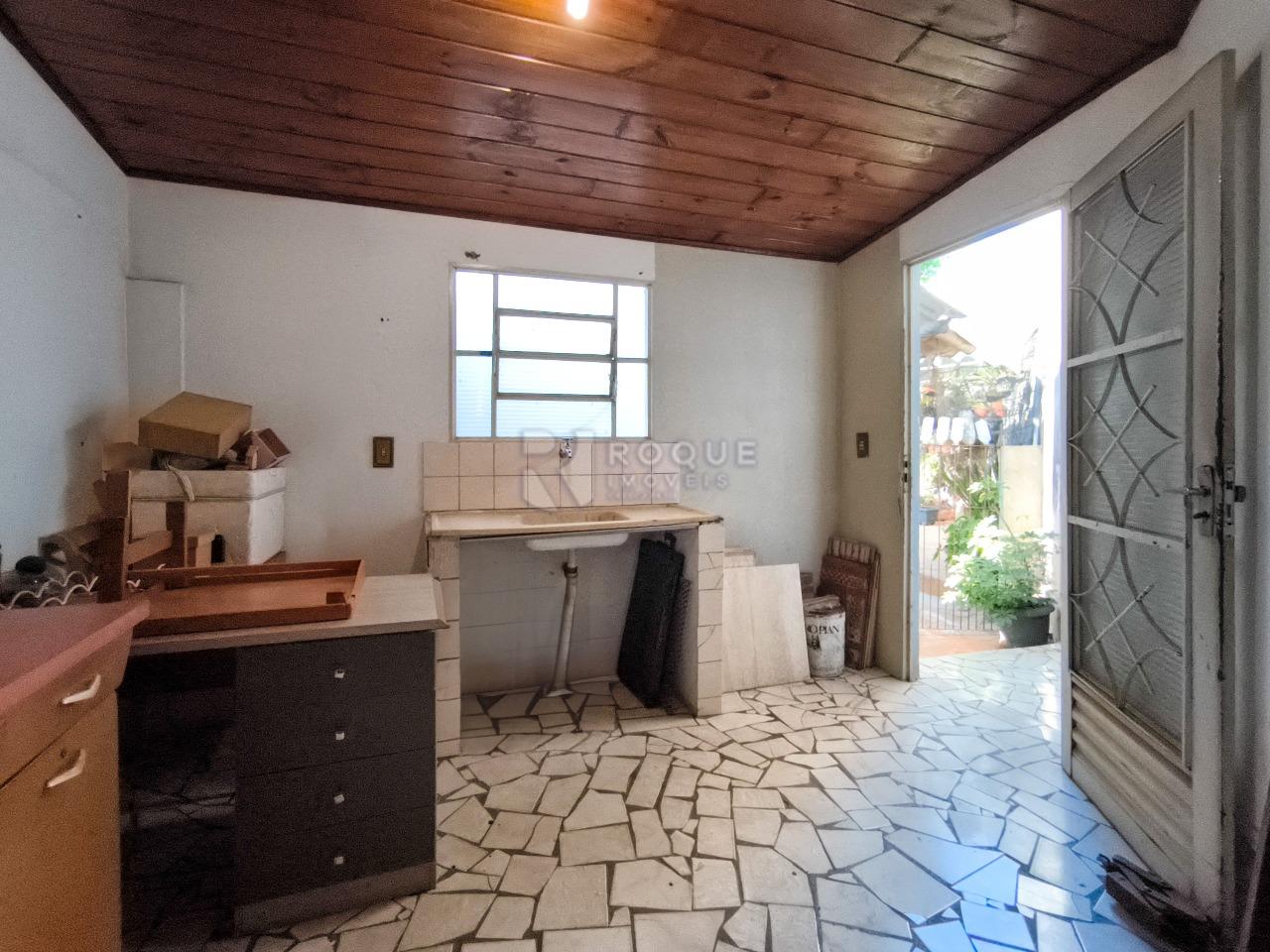 Casa Residencial à venda no bairro Conjunto Habitacional Victor D’Andrea: COZINHA EDÍCULA