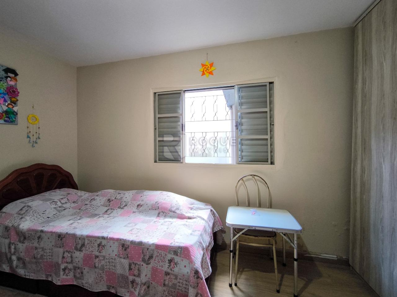 Casa Residencial à venda no bairro Conjunto Habitacional Victor D’Andrea: DORMITÓRIO 3