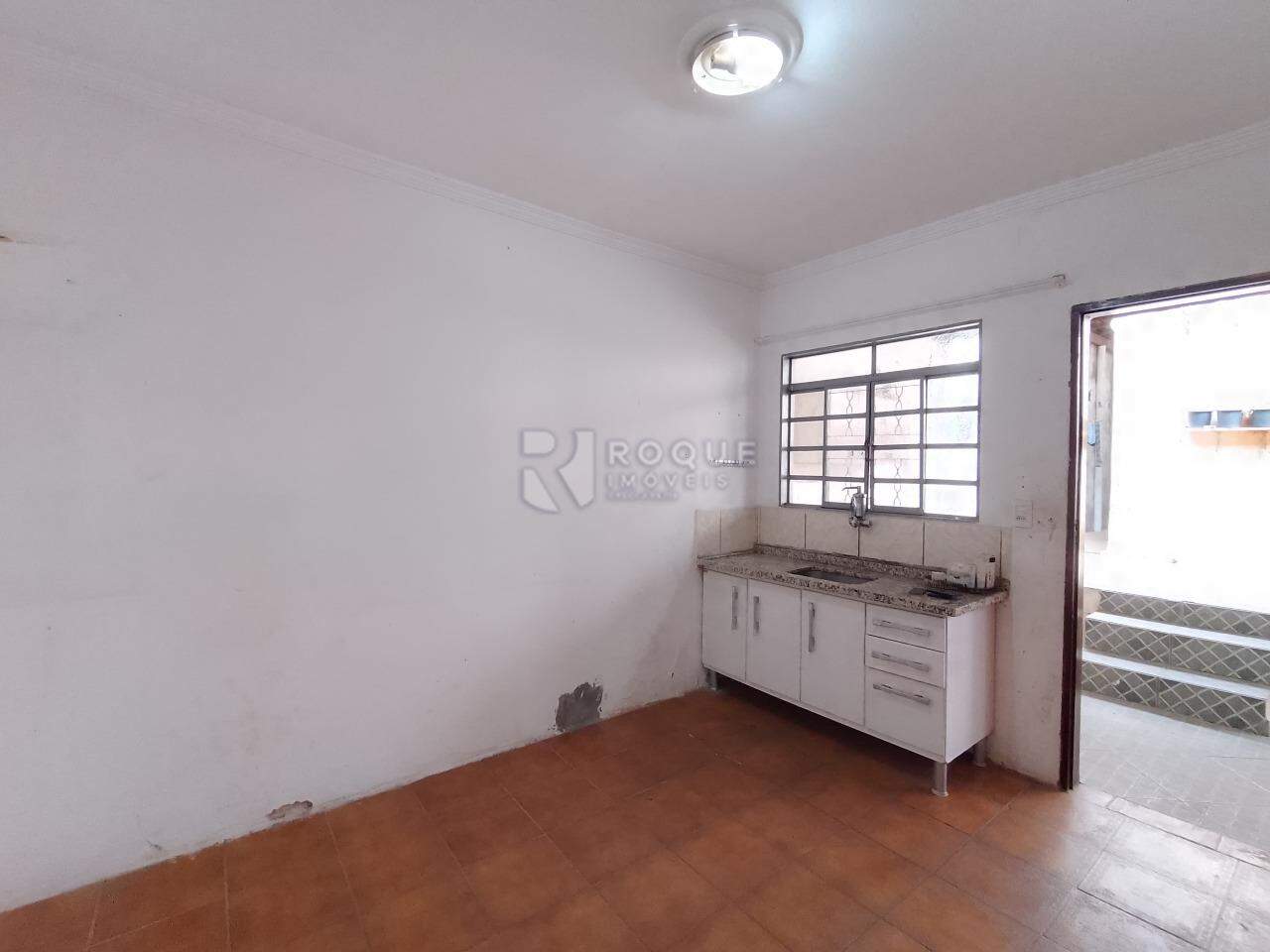 Casa Residencial para aluguel no bairro Jardim Nossa Senhora de Fátima: Cozinha Edícula