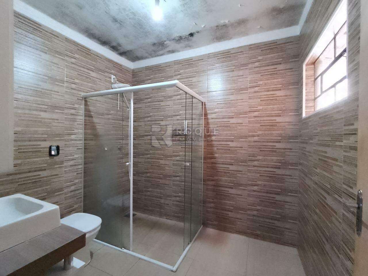Casa Residencial para aluguel no bairro Jardim Nossa Senhora de Fátima: WC Suíte