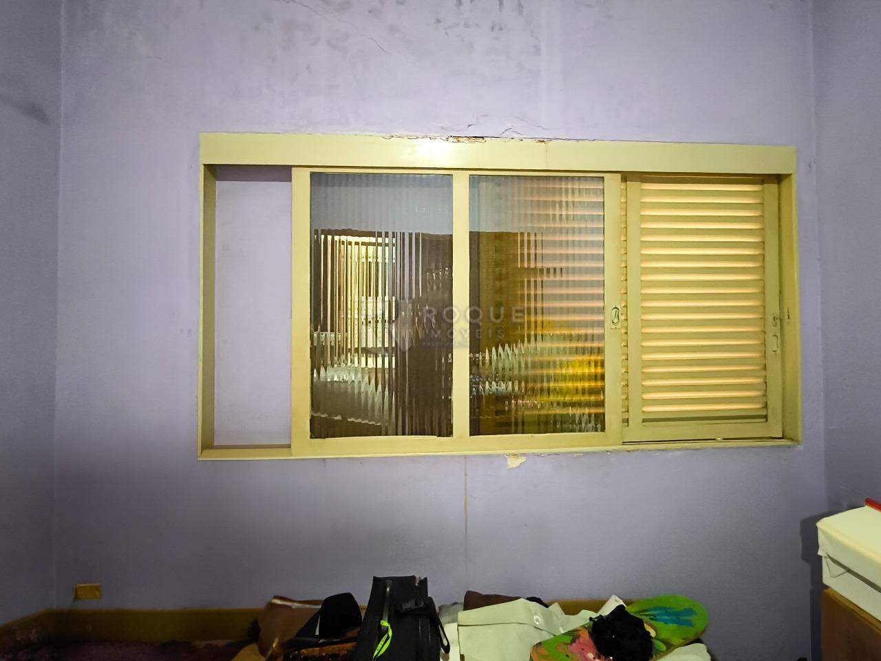 Casa Residencial à venda no bairro Centro: SUÍTE 1