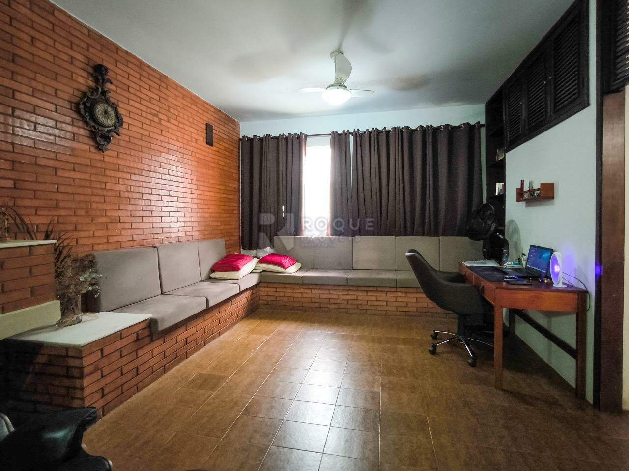 Casa Residencial à venda no bairro Centro: SALA DE ESTAR