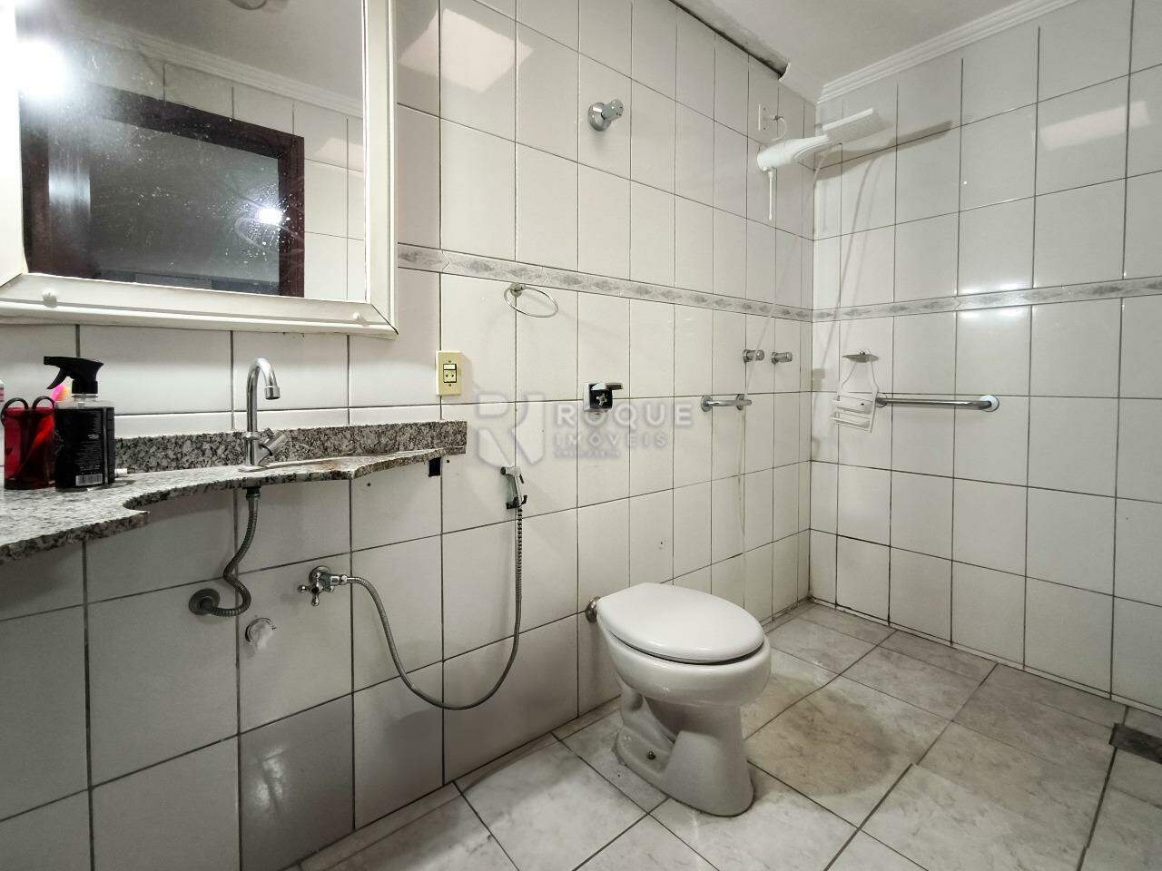 Casa Residencial à venda no bairro Centro: WC SUÍTE EDÍCULA