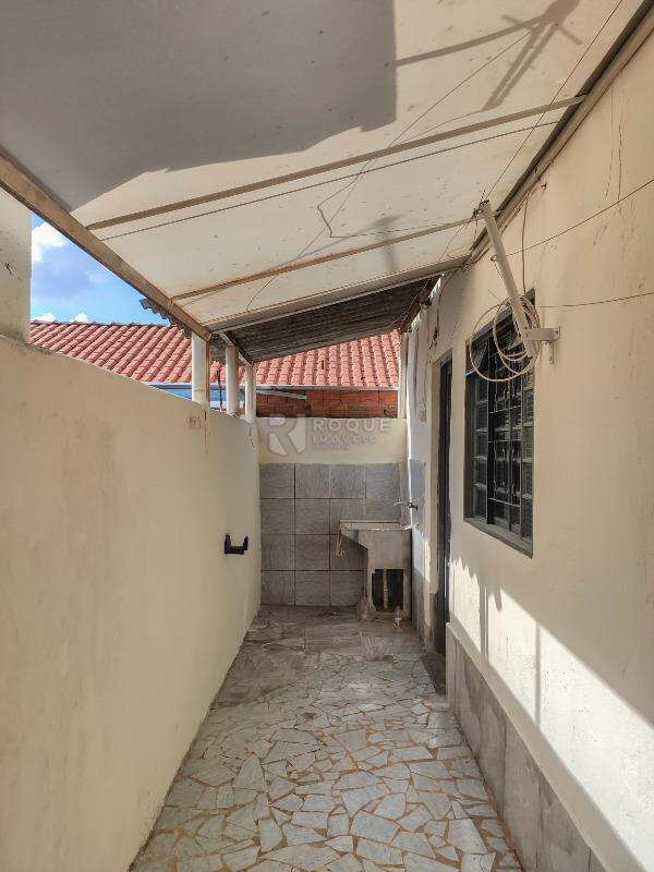 Casa Residencial para aluguel no bairro Vila Cristovam: Área de serviço 