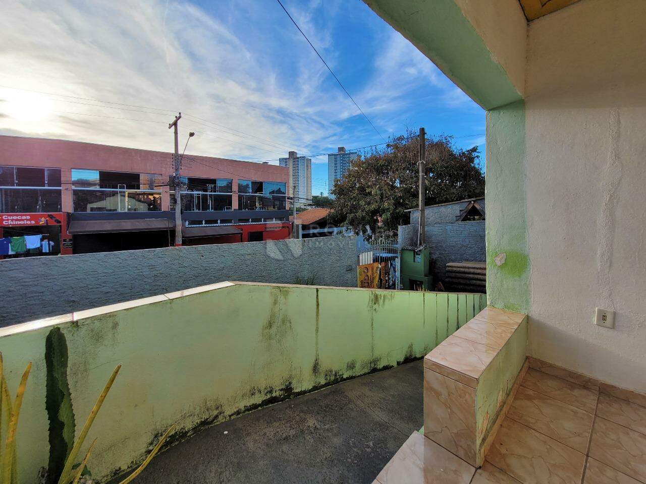 Casa Residencial à venda no bairro Jardim Ipiranga: Varanda