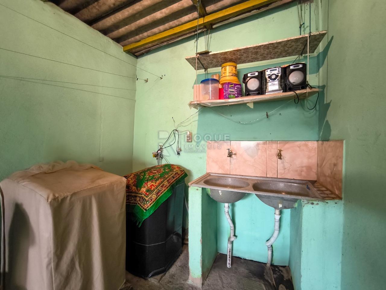 Casa Residencial à venda no bairro Jardim Ipiranga: LAVANDERIA