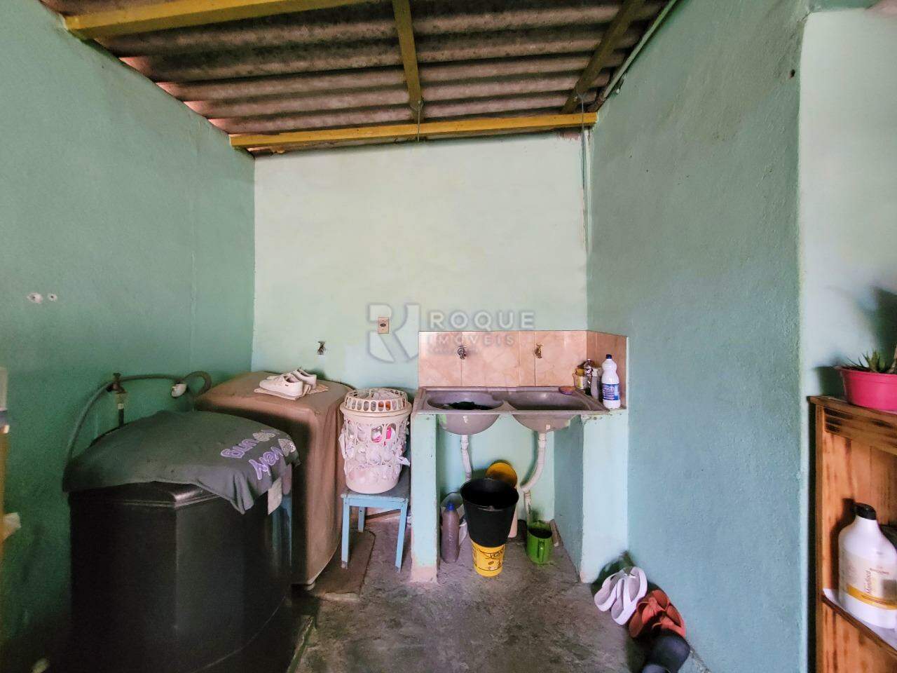 Casa Residencial à venda no bairro Jardim Ipiranga: Área de serviço