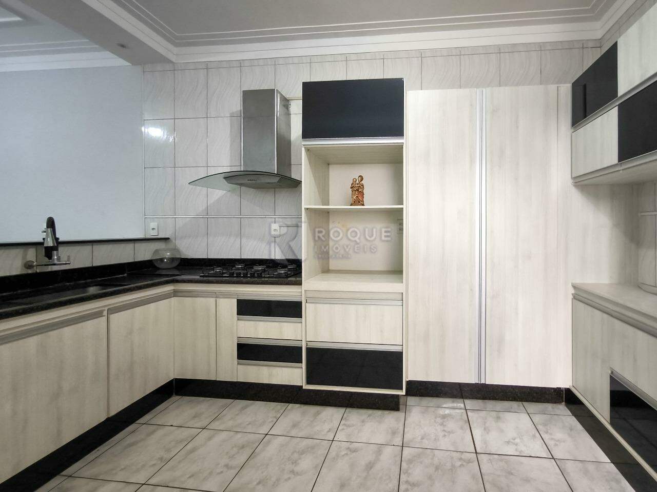 Casa Residencial à venda no bairro Jardim Campo Belo: COZINHA
