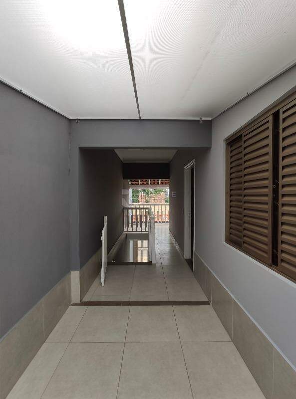 Casa Residencial para aluguel no bairro Parque das Nações: Corredor 