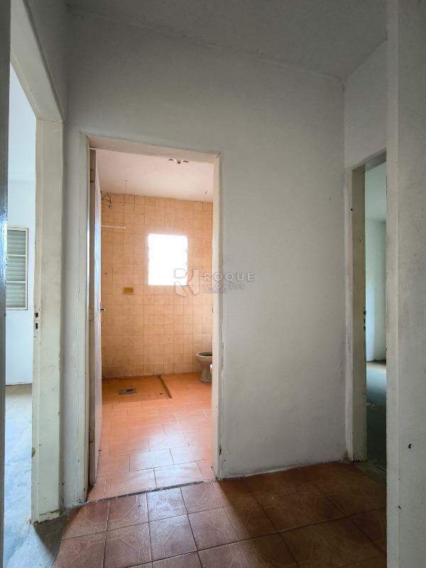 Casa Residencial à venda no bairro Vila Labaki: ÁREA DE CIRCULAÇÃO
