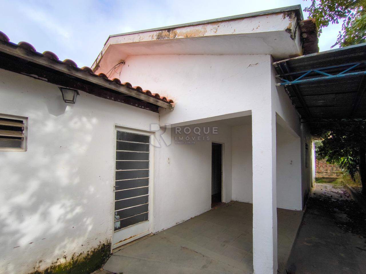 Casa Residencial à venda no bairro Vila Labaki: FRENTE