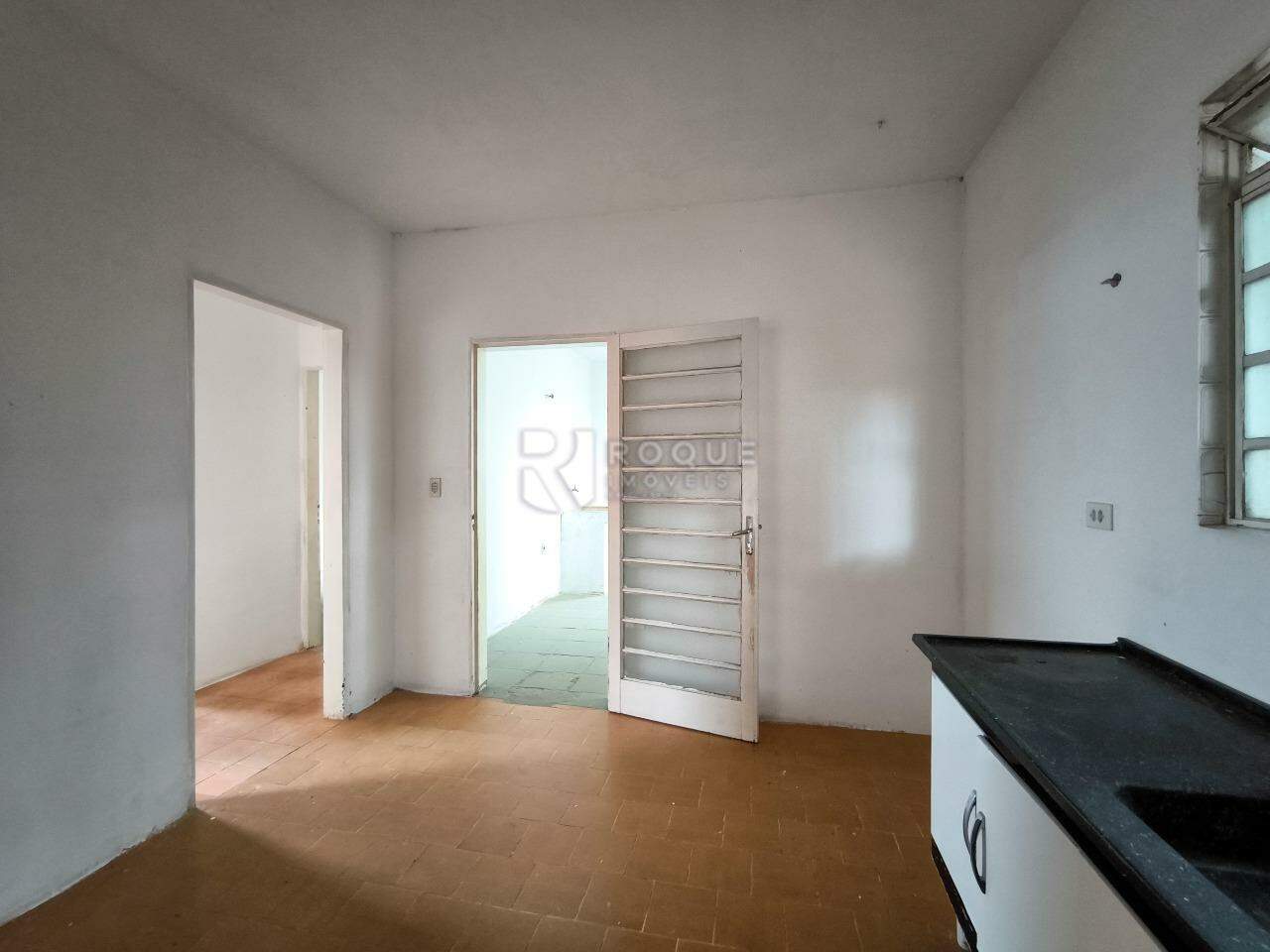 Casa Residencial à venda no bairro Vila Labaki: COZINHA
