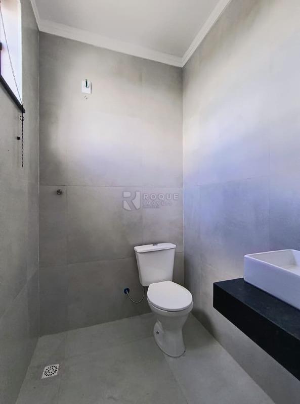 Salão para aluguel no bairro Jardim Marajoara: Wc superior 01