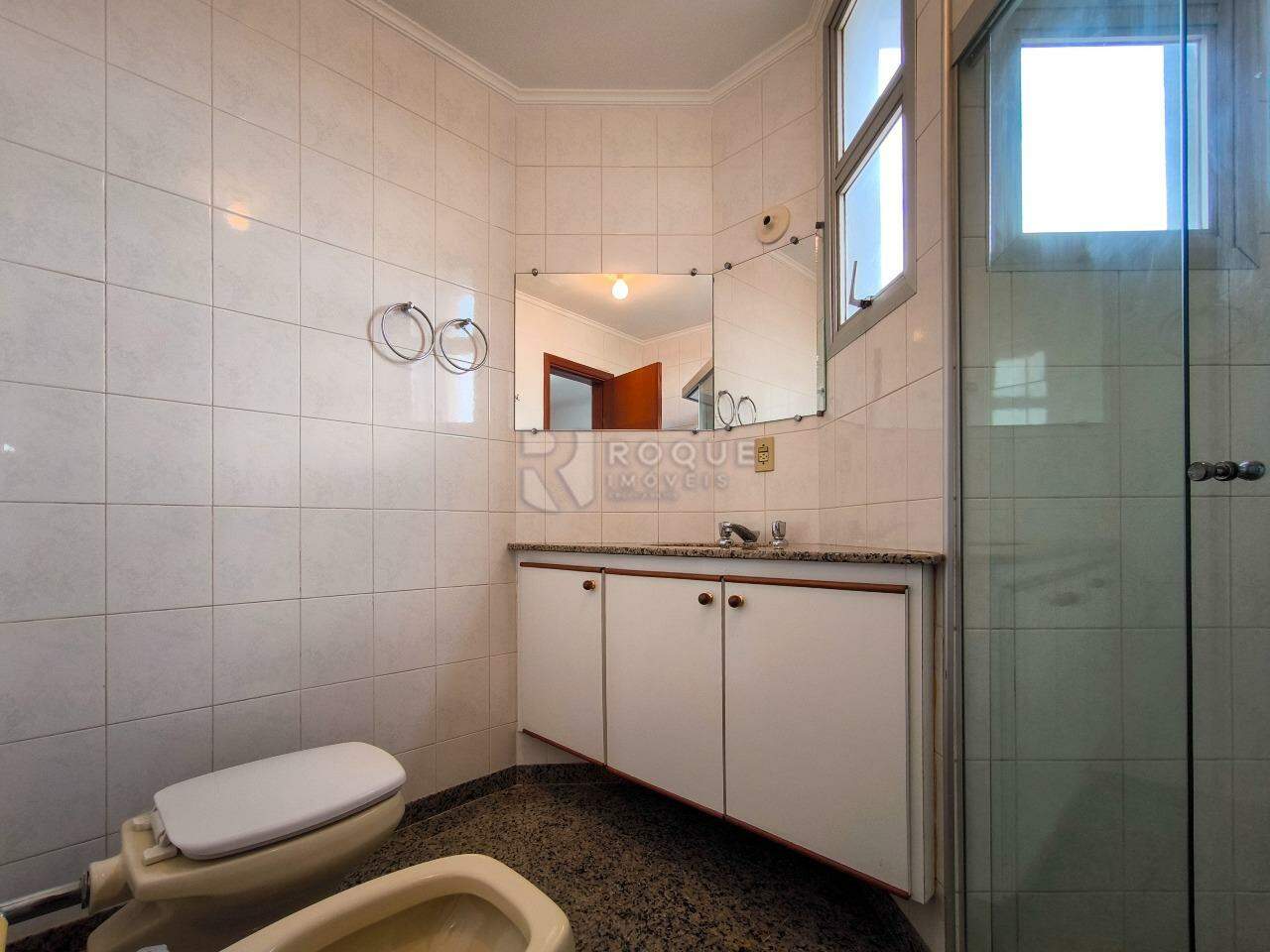 Apartamento à venda no bairro Centro: WC SUÍTE